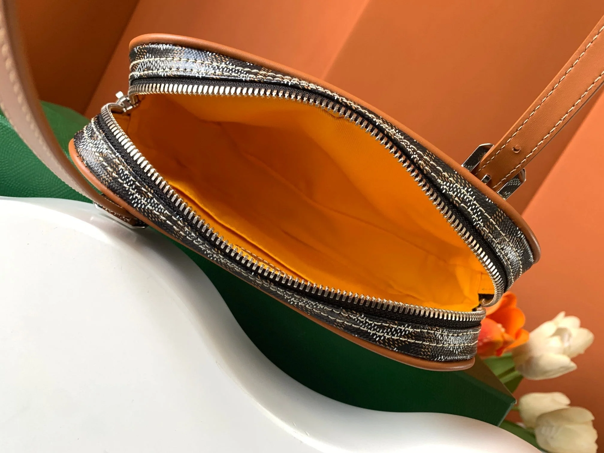 Toast Bag 21cm Black Tan