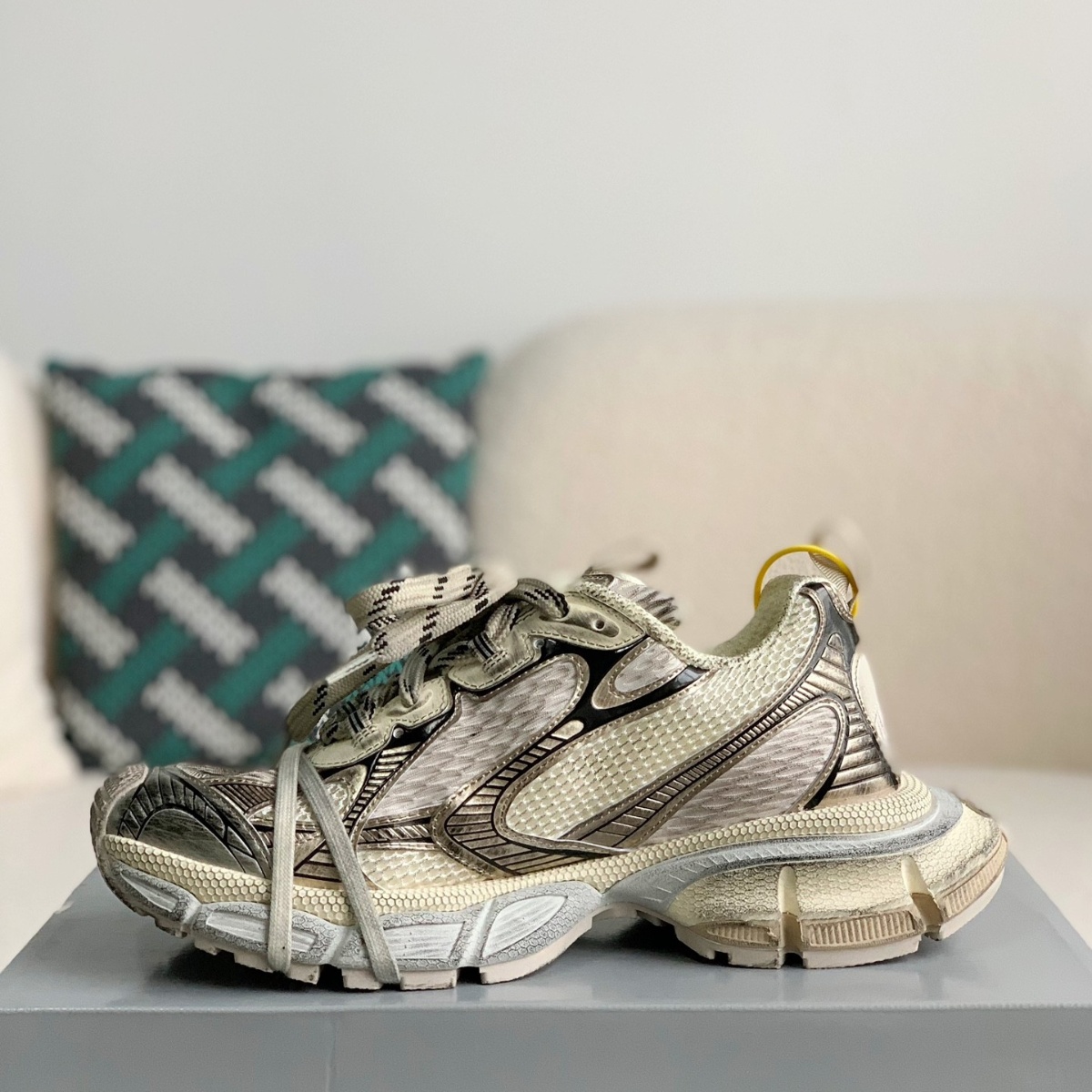 3XL logo-embossed mesh trainers