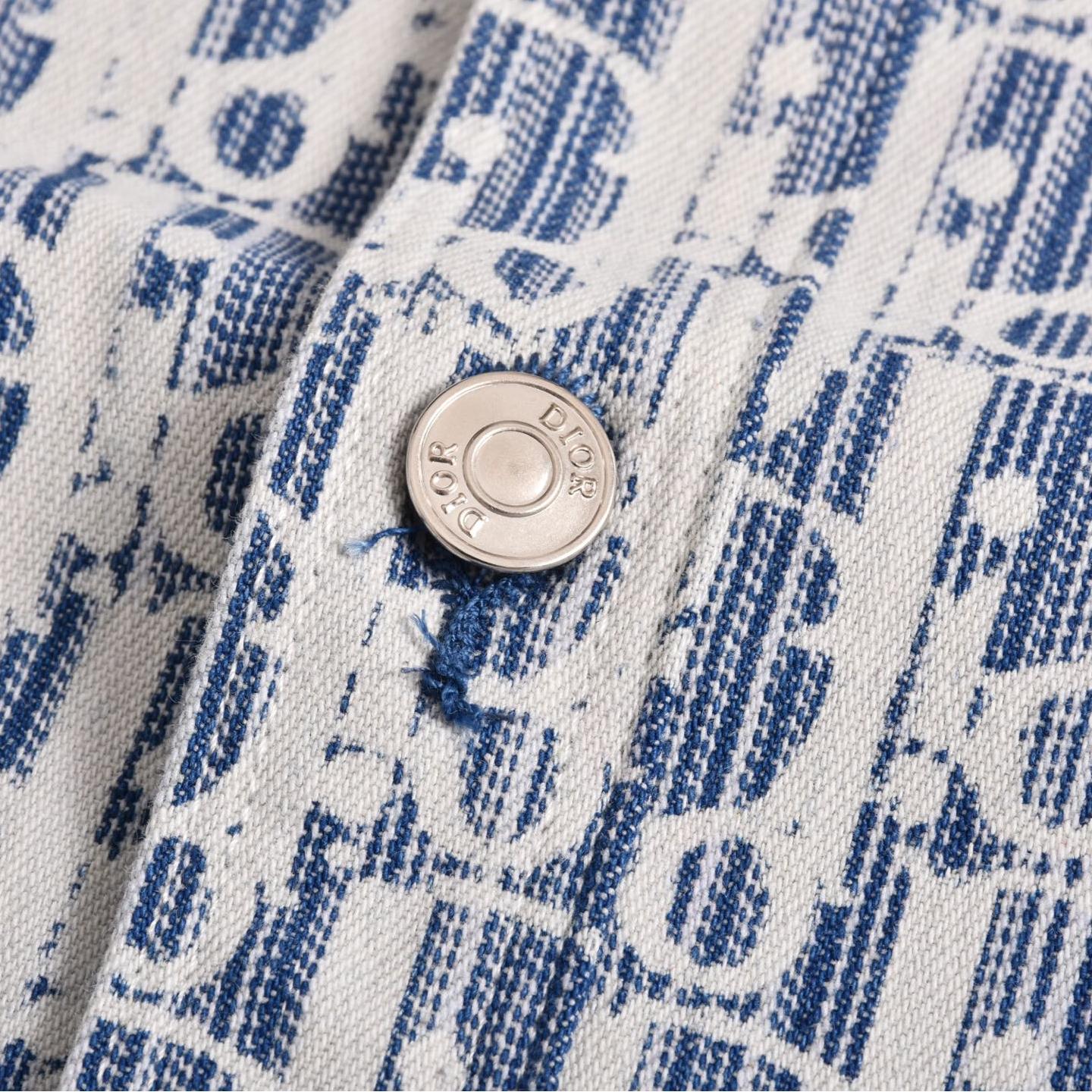 Short-sleeved denim shirt with all-over print