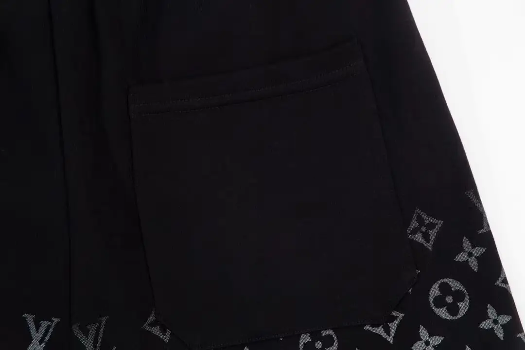 New Full-Print Gradient Horts