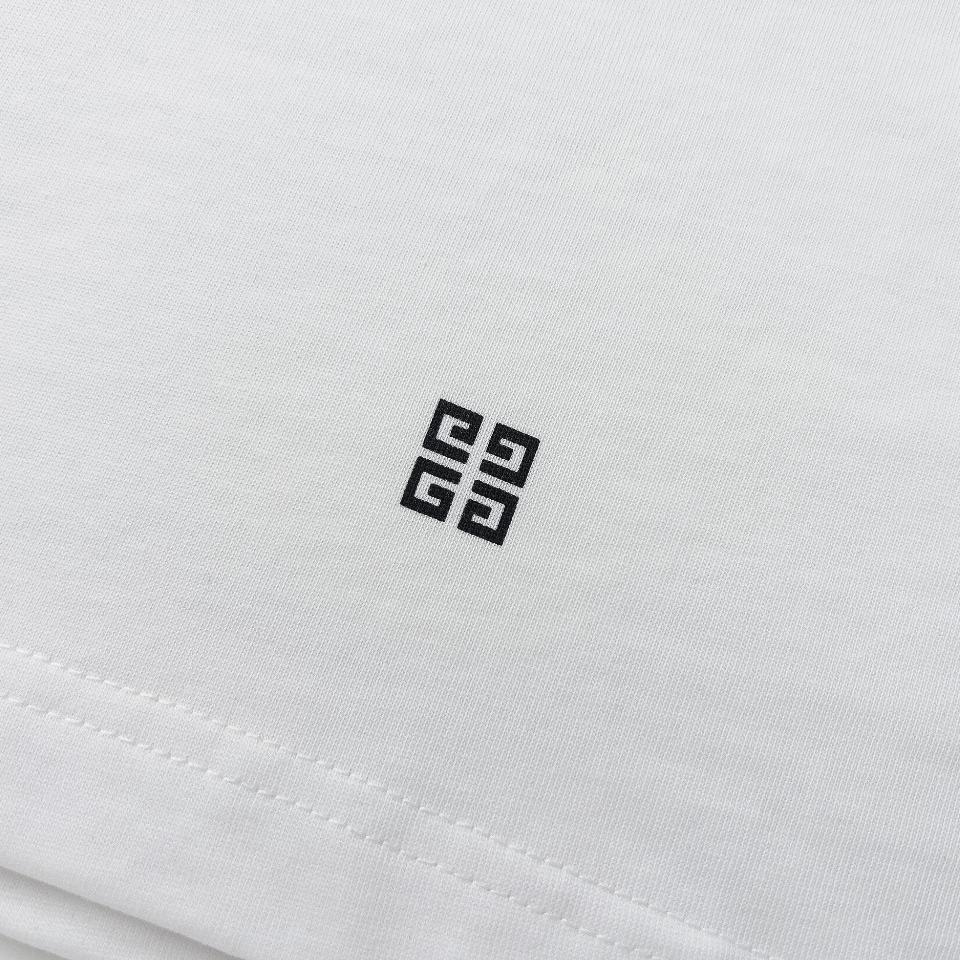 Visual dislocation letter T-shirt