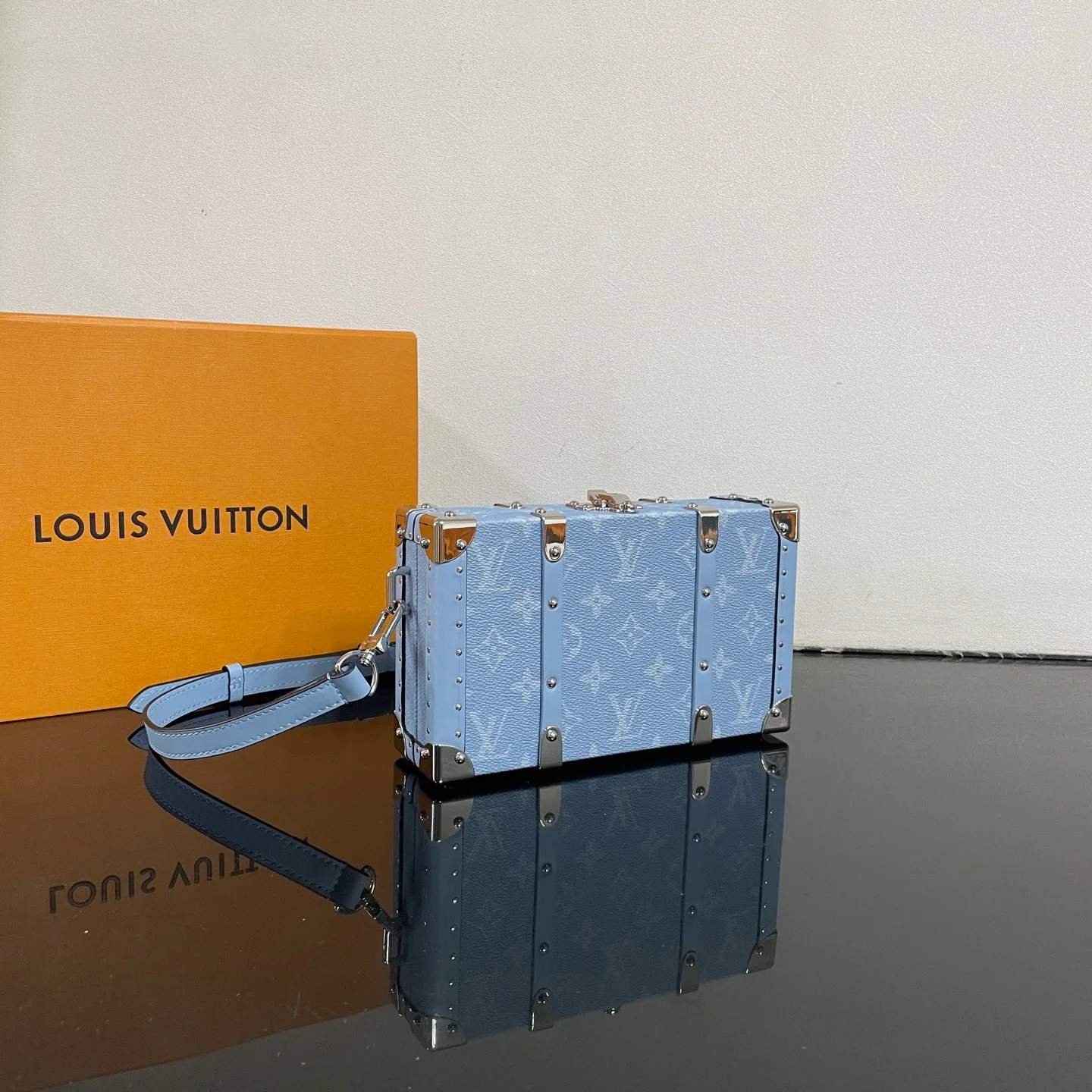 Light blue flower box