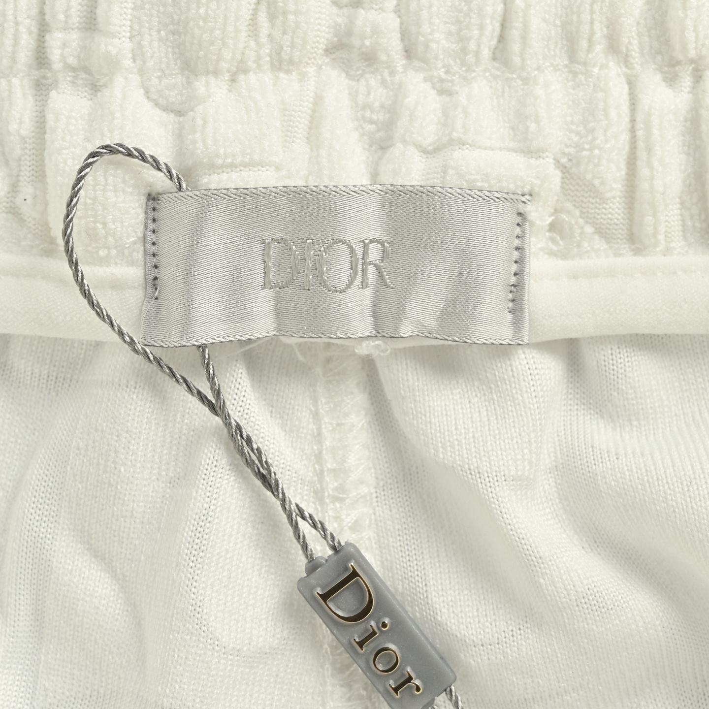 Hidden-print logo jacquard towelling shorts