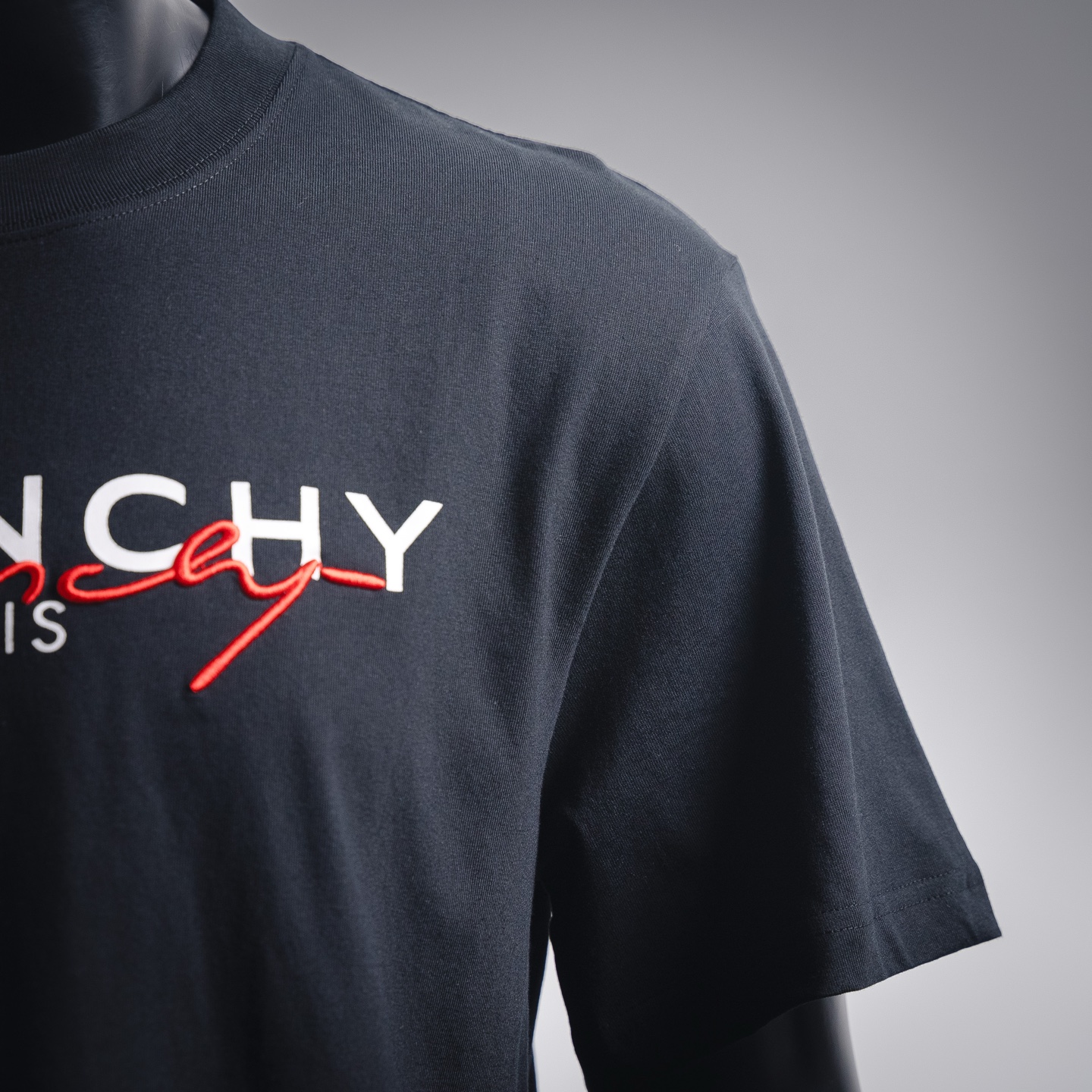 Cursive 3D Embroidery Short Sleeve T-Shirt