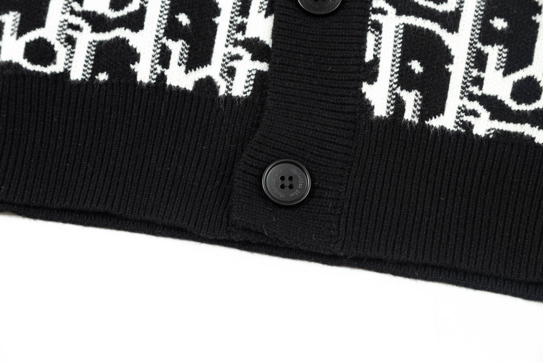 New High Quality Soft Sweater