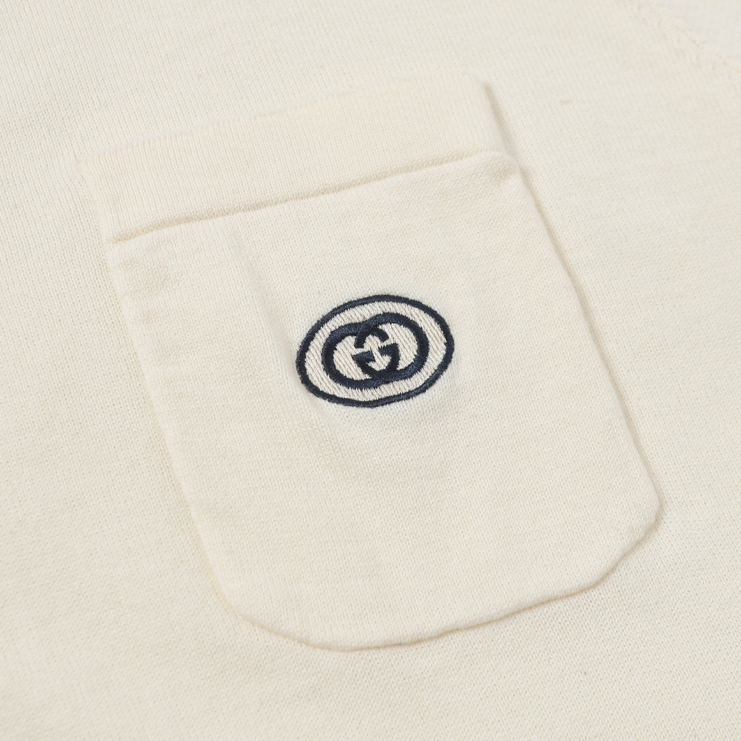 Pocket embroidered small logo knitted Polo