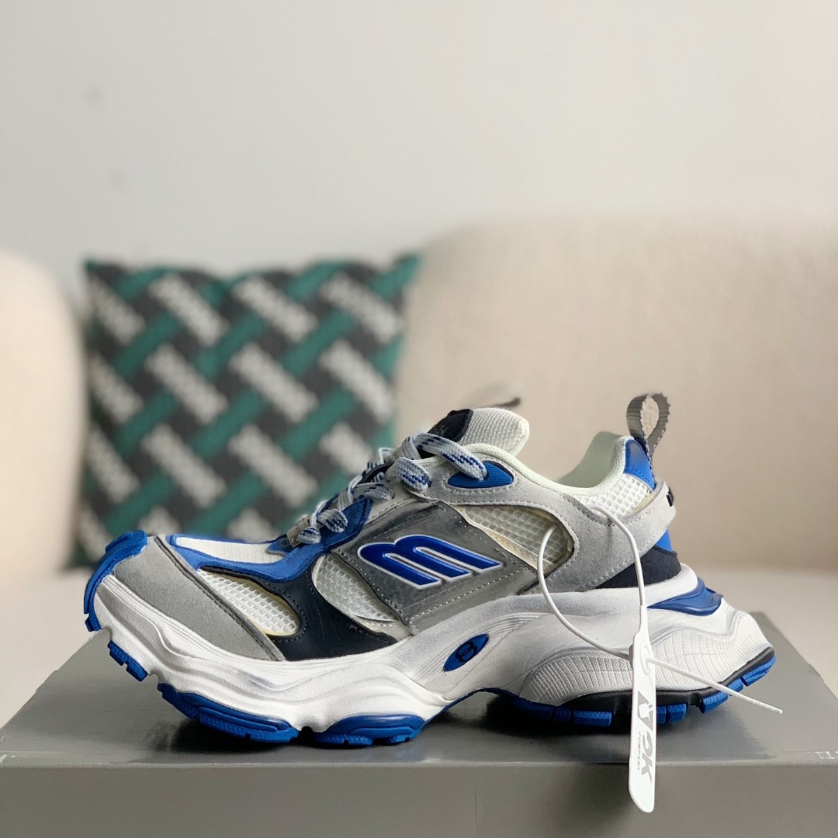 Balenciaga Cargo Sneakers in Grey/White/Blue