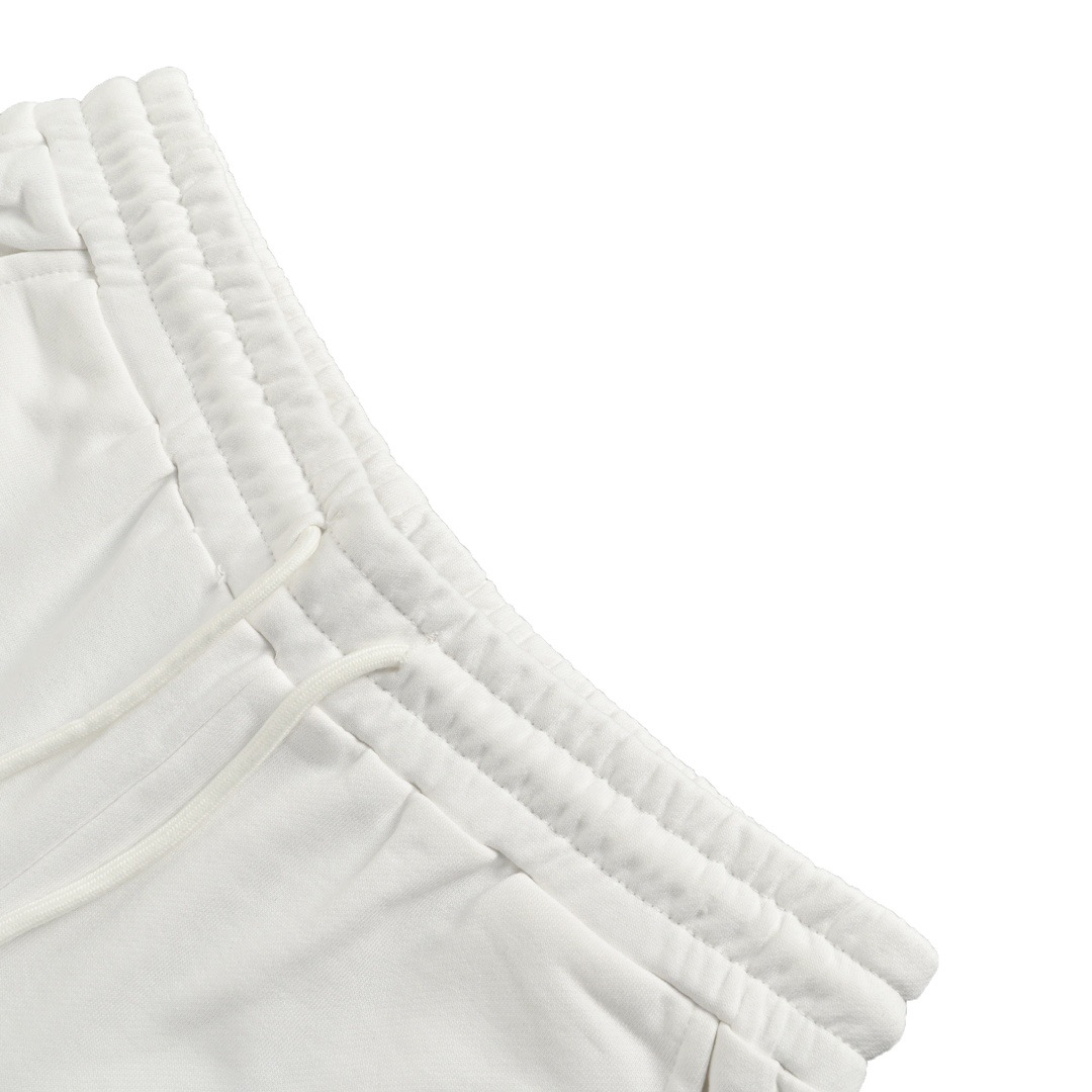 Masking tape print shorts