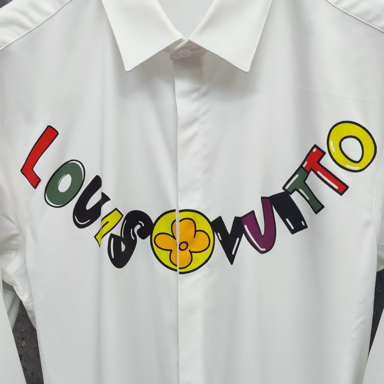 New White Letter Long Sleeve Shirt