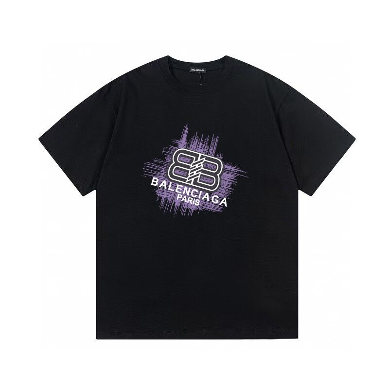 Graffiti lettering T-shirt