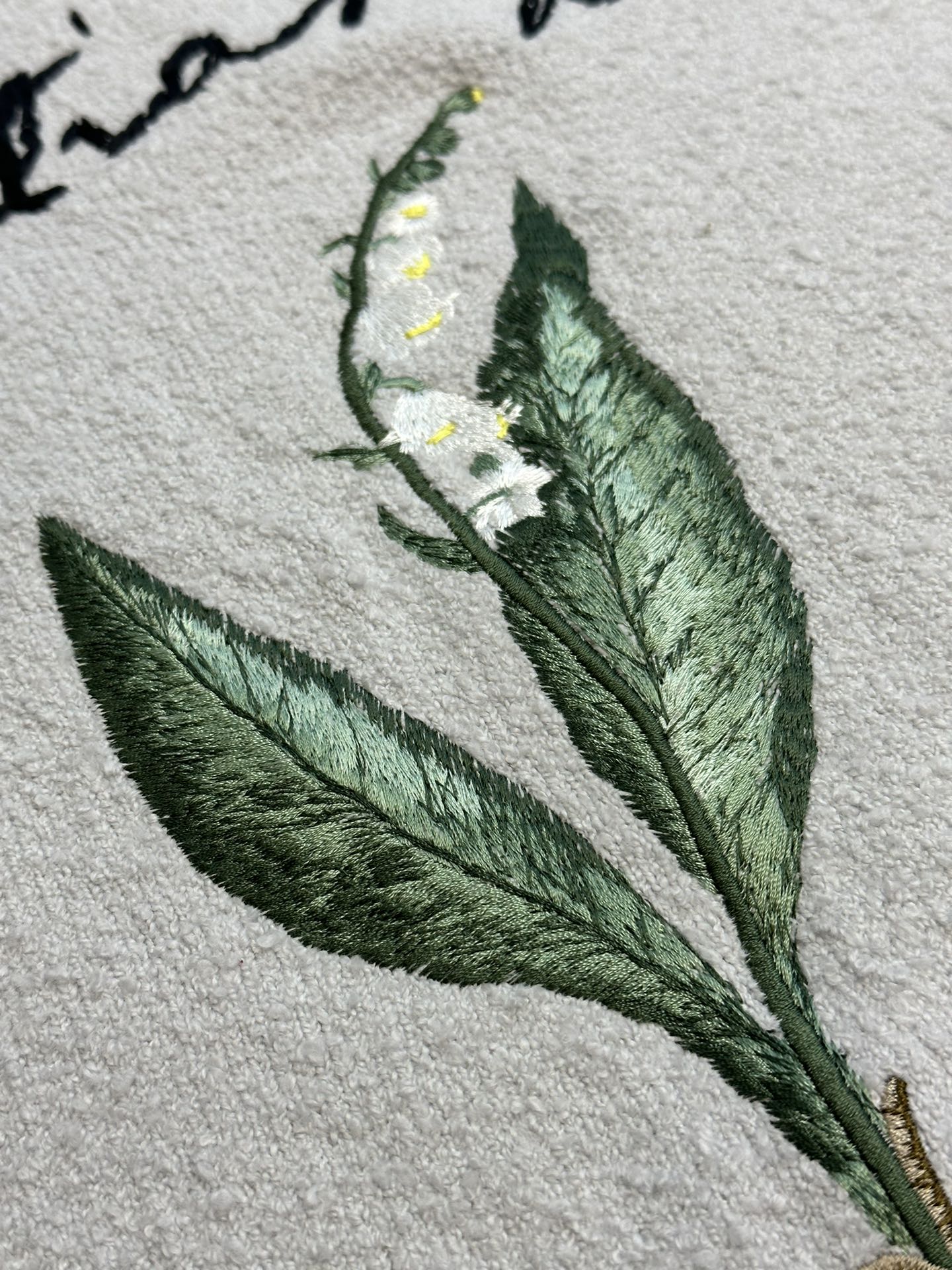 Grass Wool Pullover Sweater