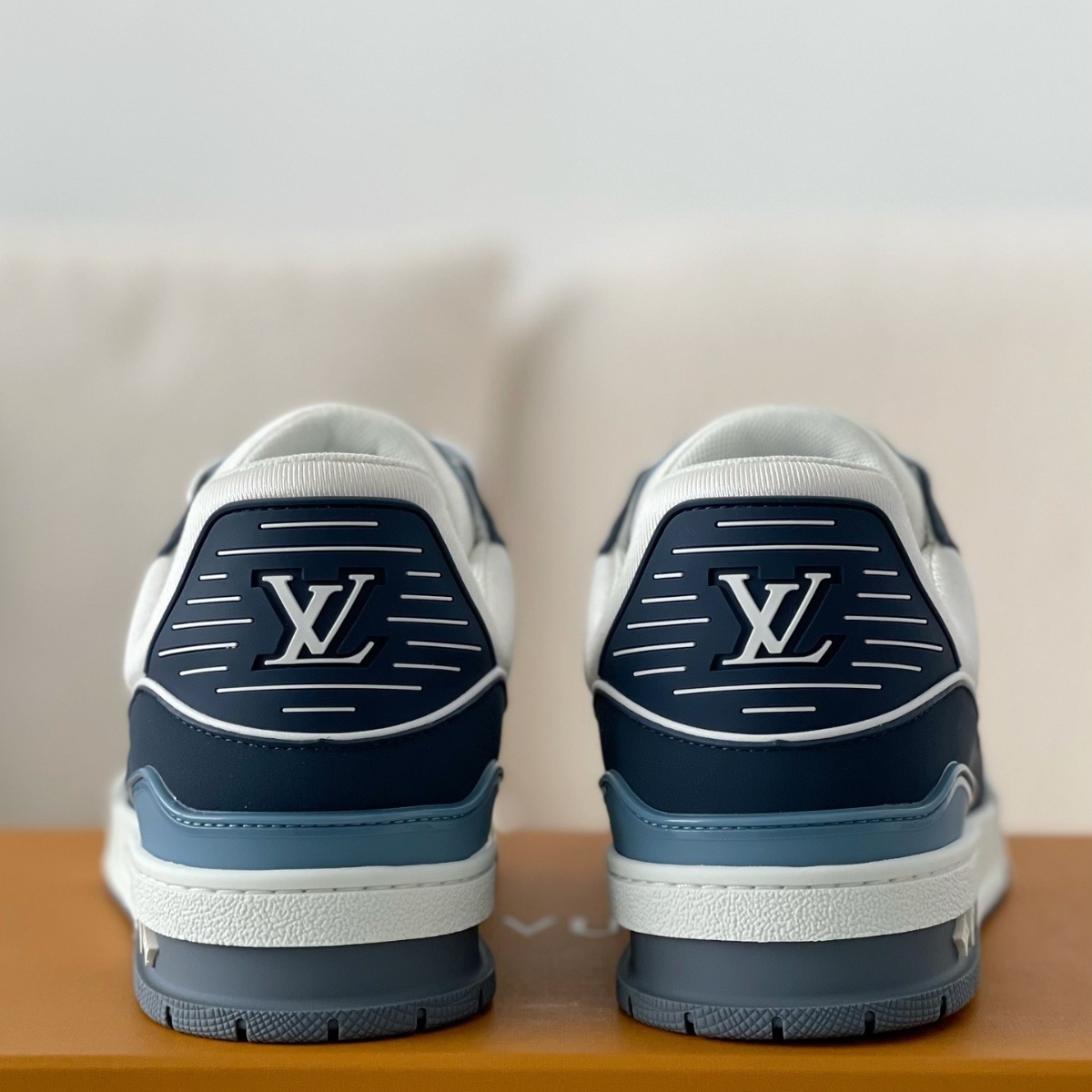 Men's Trainers Blue Beige