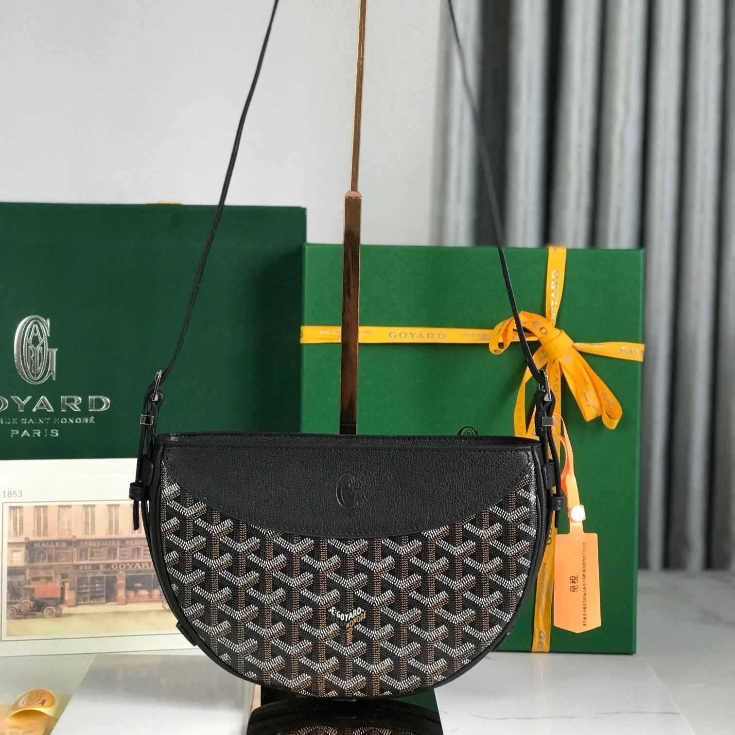 25 In Black Lambskin And Canvas