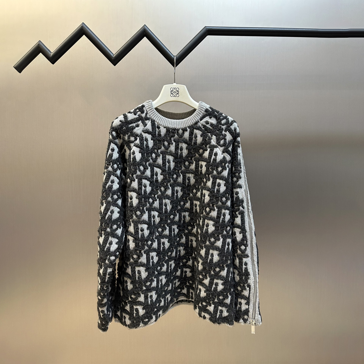 Double-sided jacquard zip-up knitted sweater