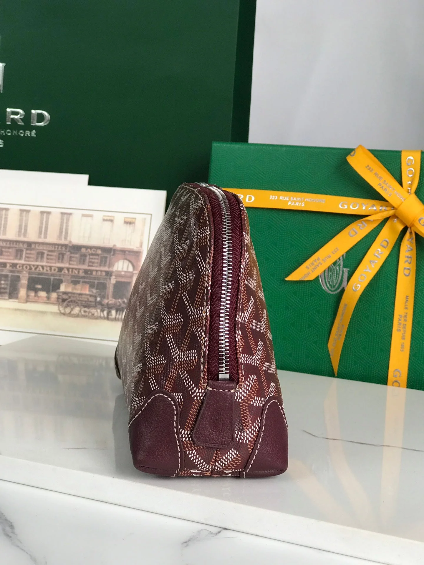 17 In Wind Red Canvas And Tan Calfskin Trim