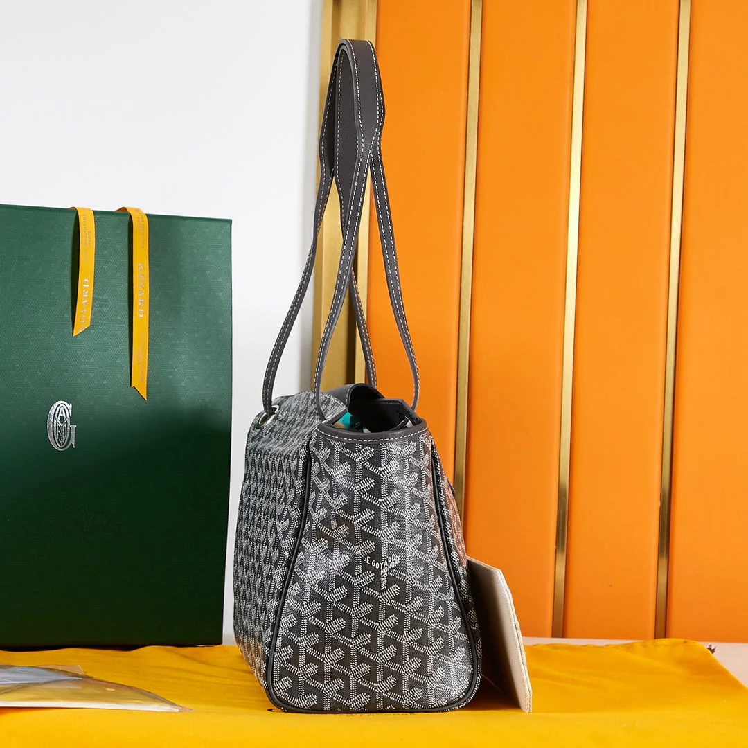 BAG 31 IN BLACK CANVAS AND CALFSKIN