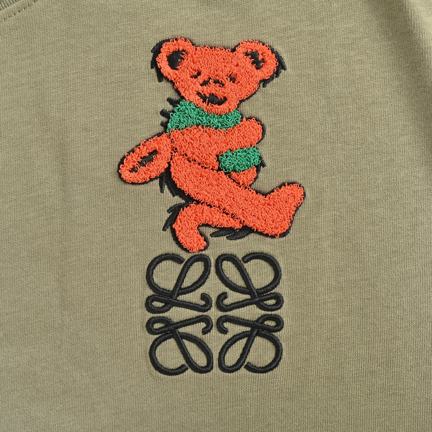 Towel Embroidered Bear T-shirt