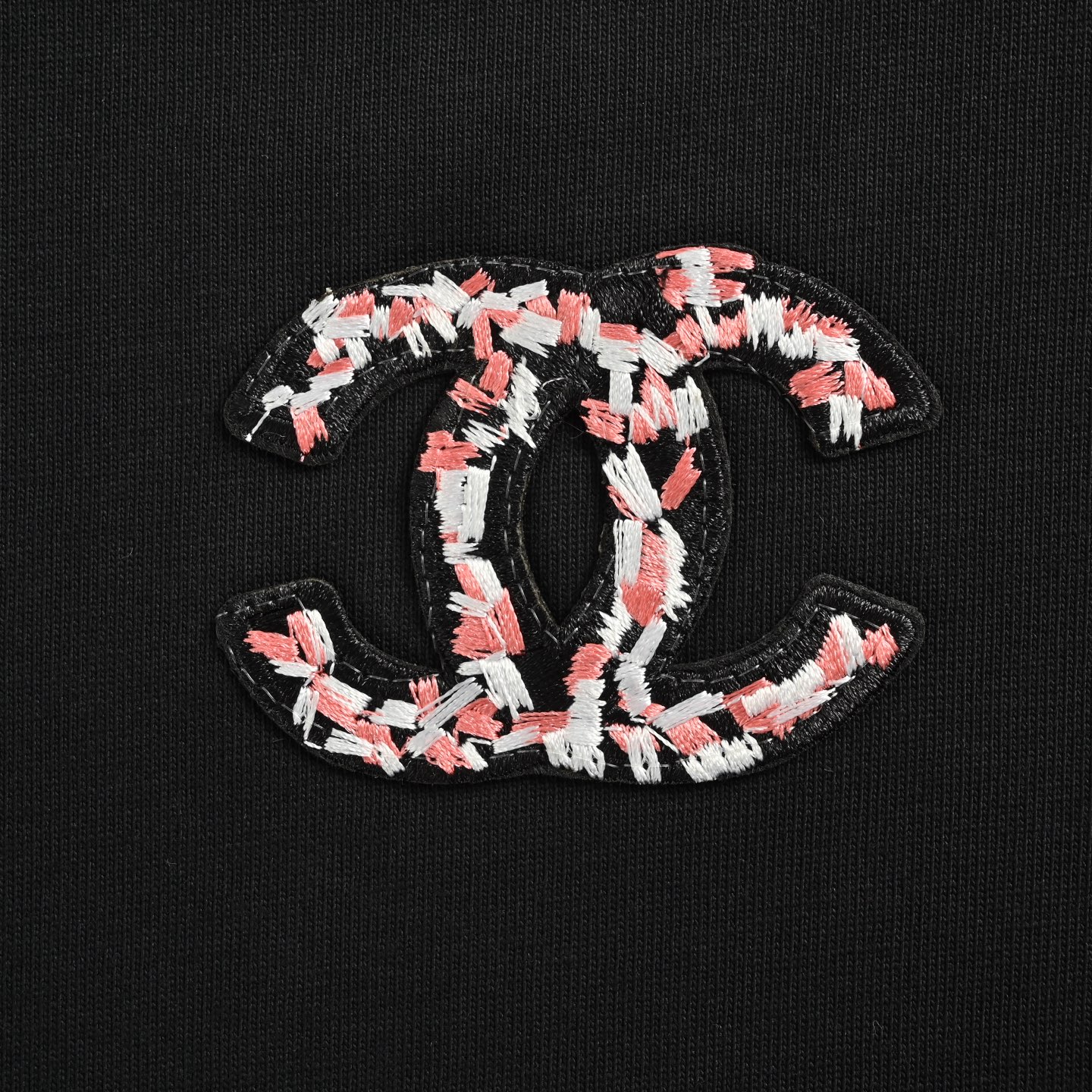 Snowflake embroidered T-shirt