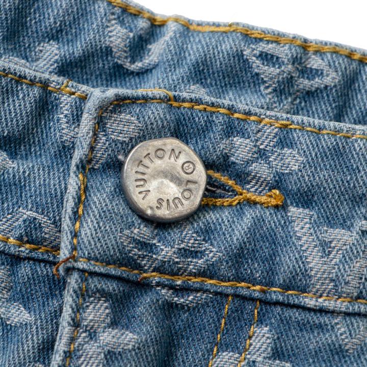 Simple Washed Blue Printed Jeans