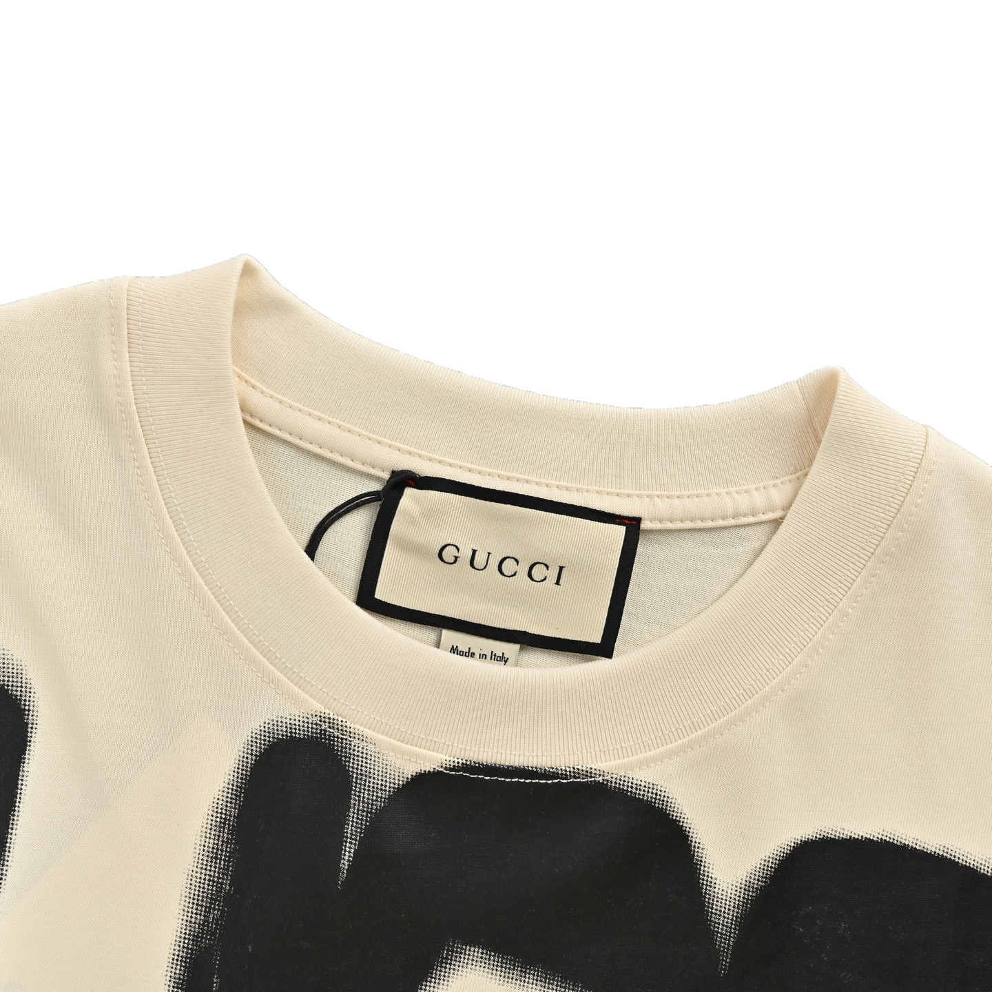 Graffiti lettering T-shirt