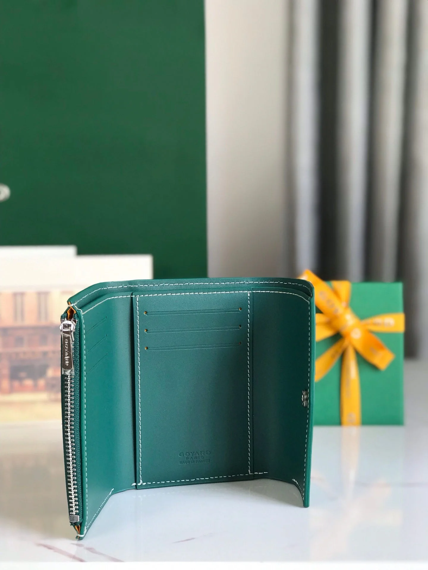 Green Calfskin Canvas Card Holder