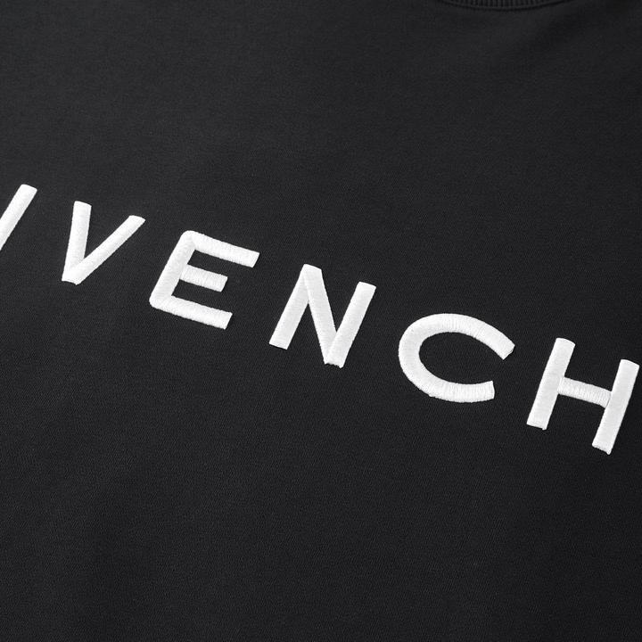 3D embroidery crew neck sweatshirt