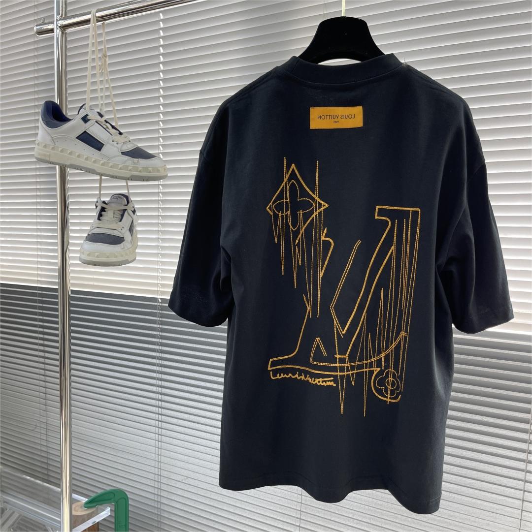 New round neck fashion short sleeve T-shirt