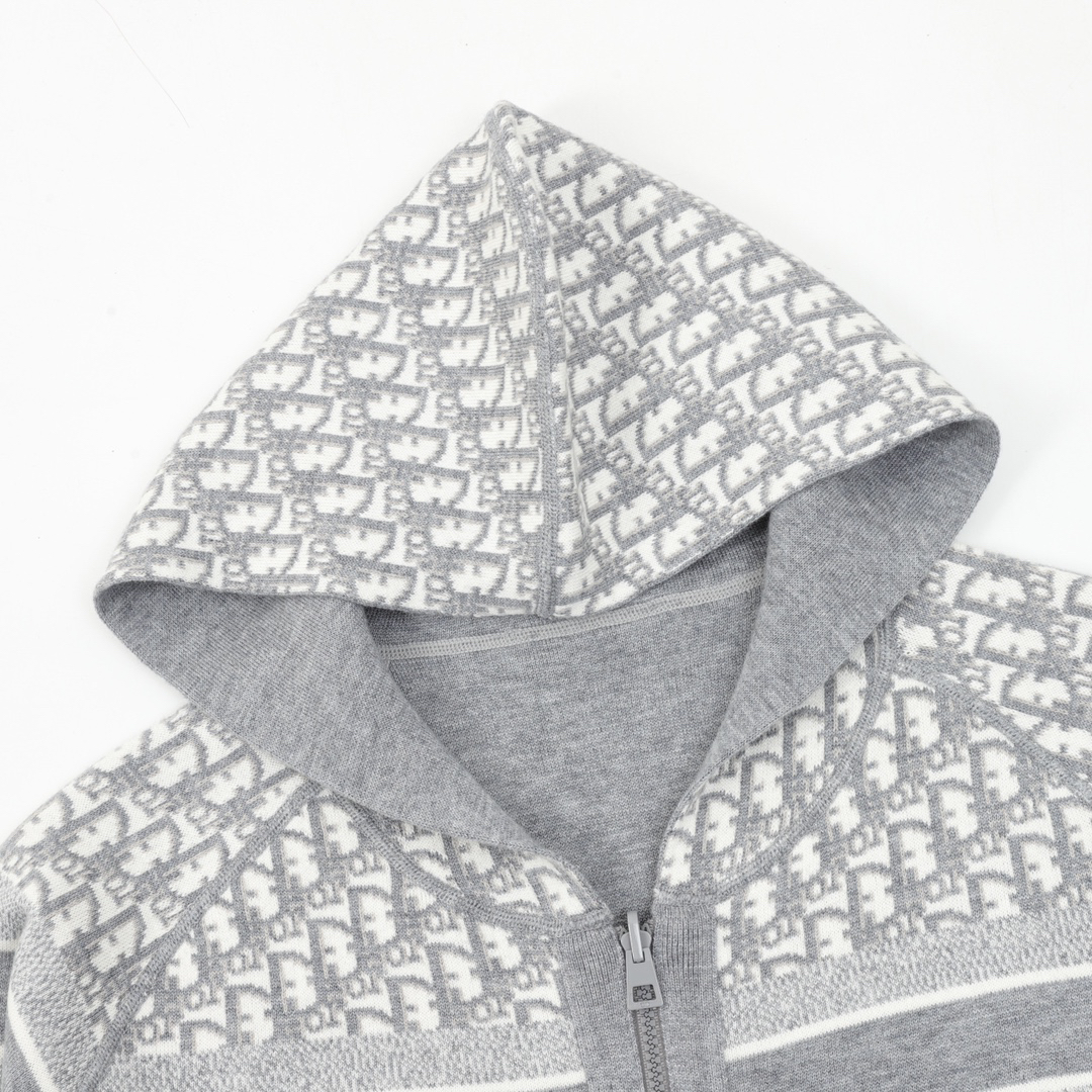 Reversible Cashmere Knitted Jacket