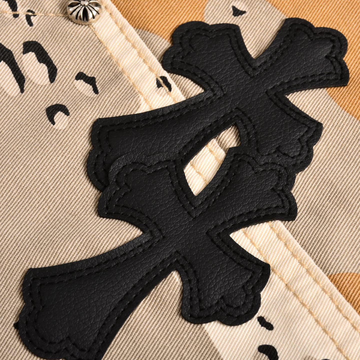 Cross camouflage shorts