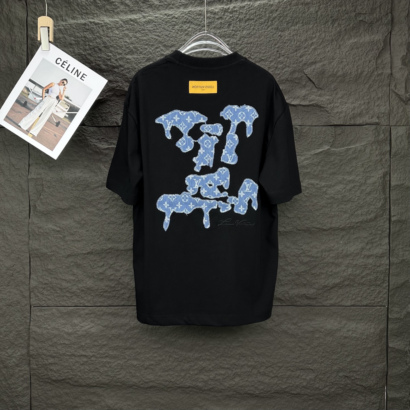 Blue patch embroidered short-sleeved T-shirt