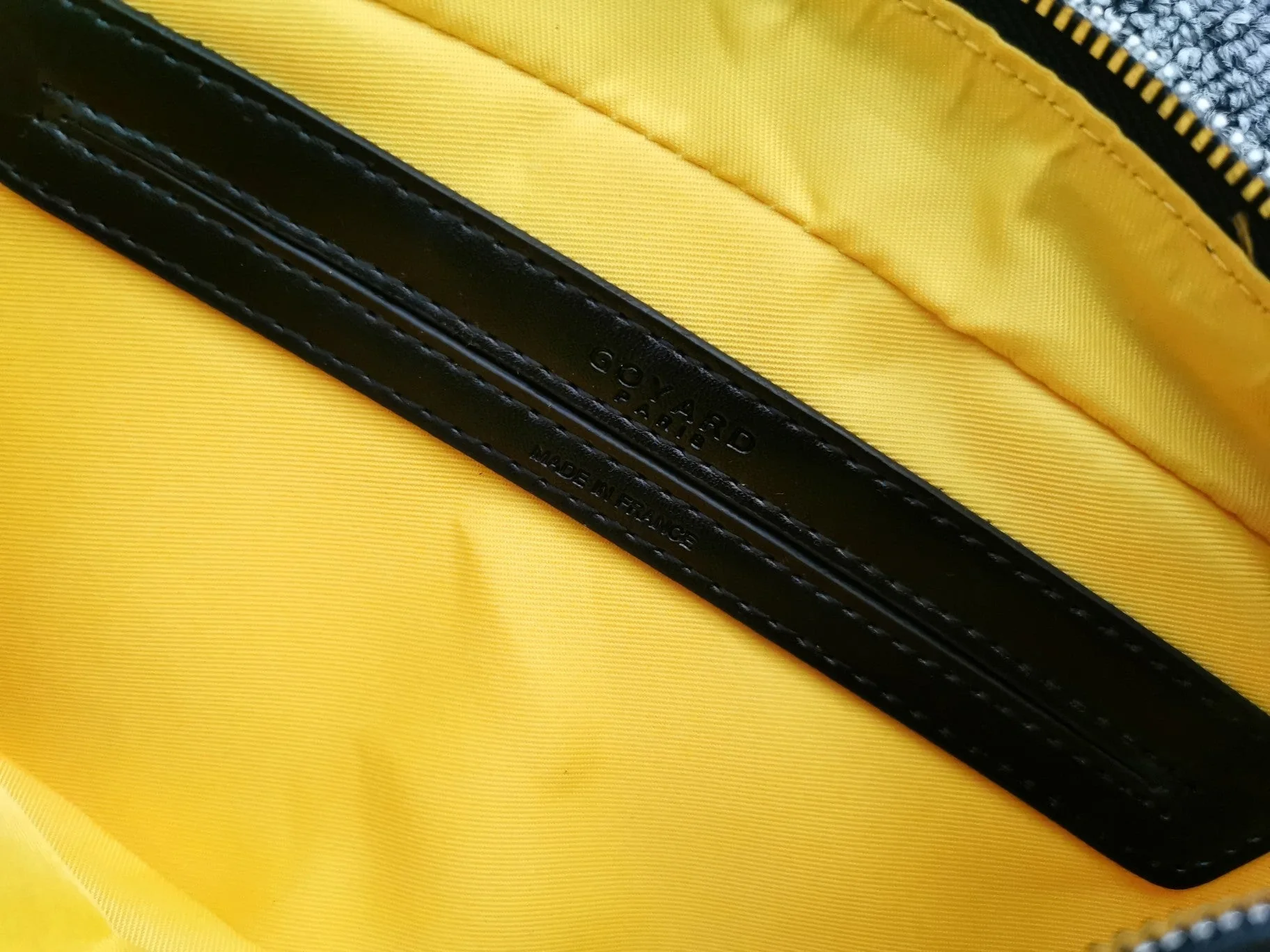 Cap-Vert Pm Bag 23cm Black