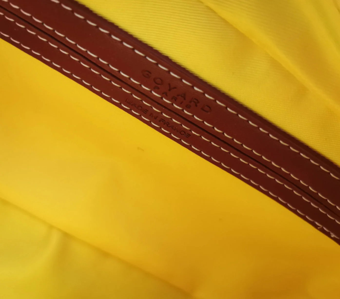 Cap-Vert Pm Bag 23cm Burgundy