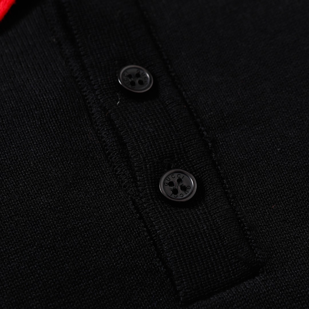 Pocket embroidered small logo knitted Polo