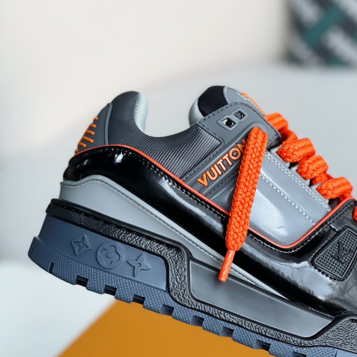 Trainer Maxi Black Orange Monogram