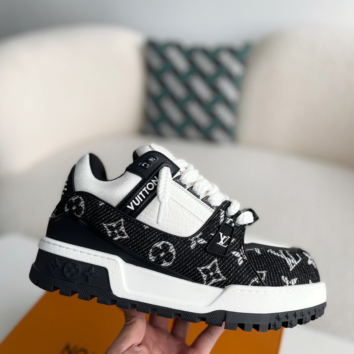 Trainer Maxi White / Black Sneaker