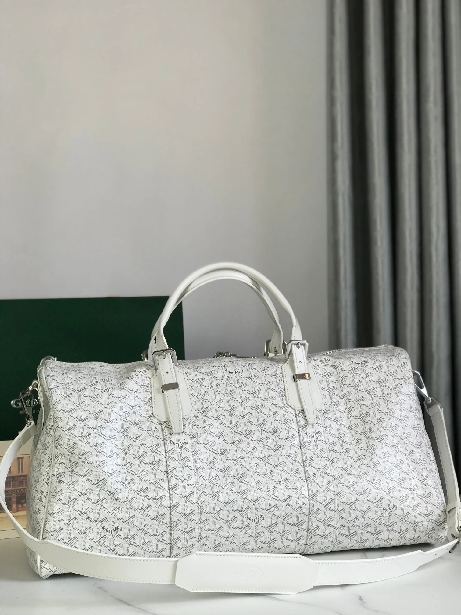 50 BAG IN WHITE CANVAS AND CALFSKIN TRIM