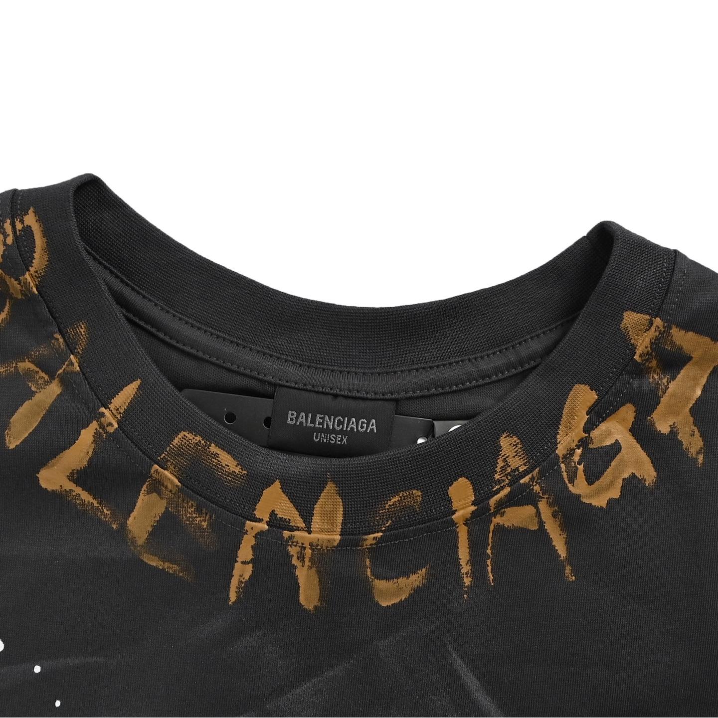 Hand-painted lettering washed T-shirt