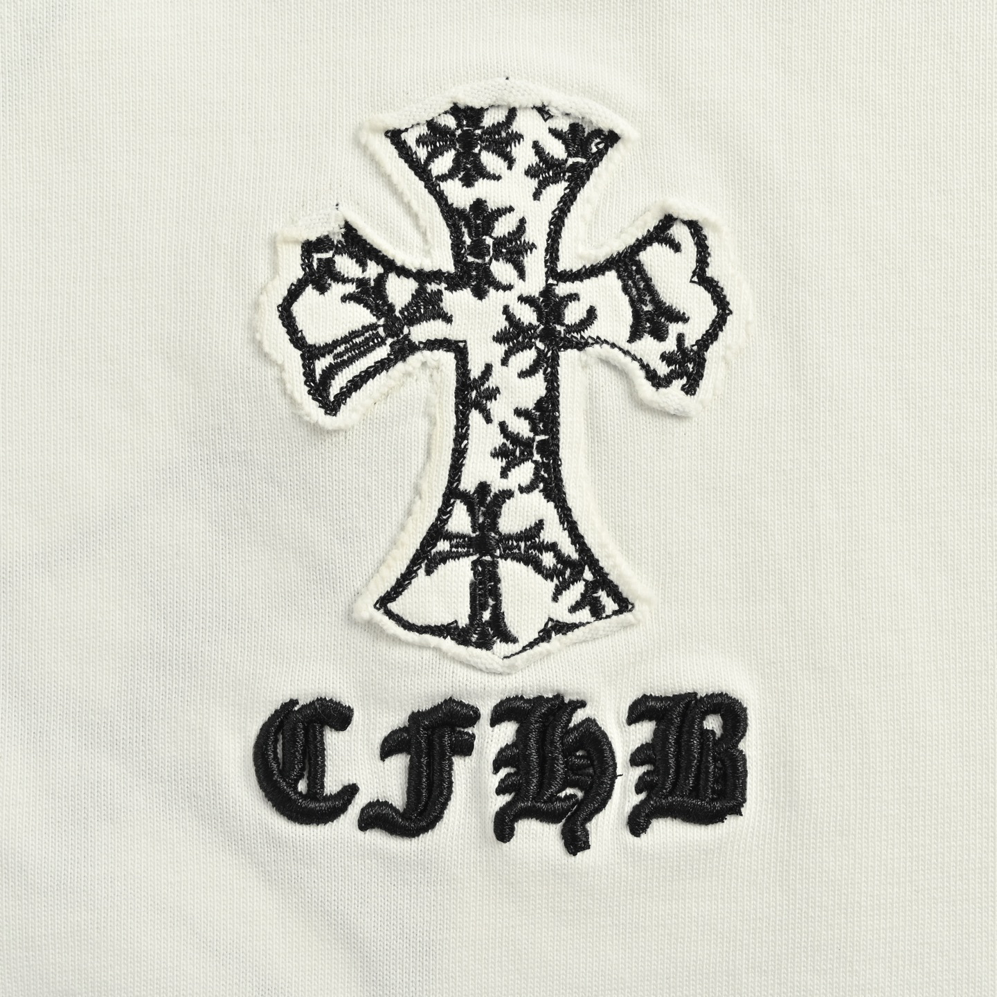 Cross patch embroidered washed burnout short-sleeved T-shirt