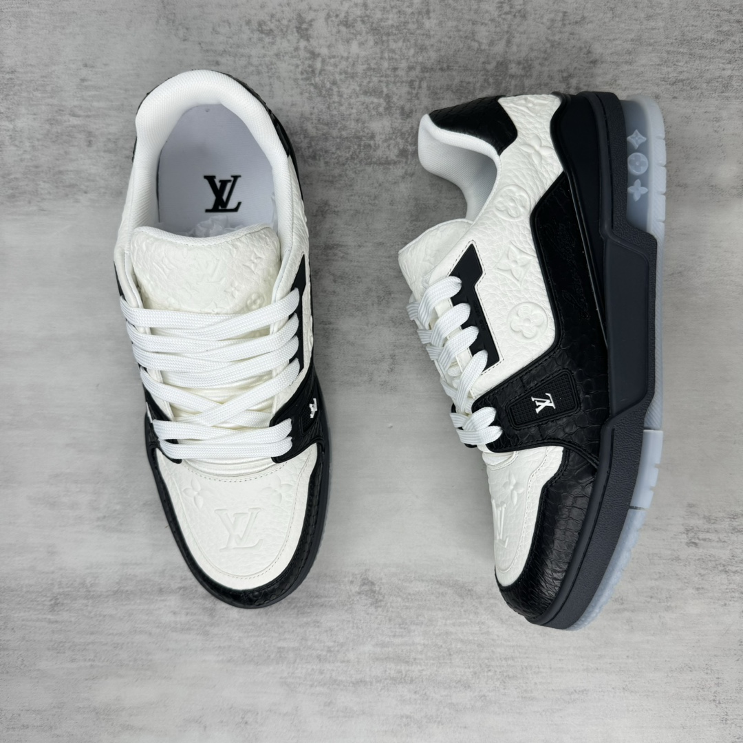 Replica Trainer Sneakers Black White
