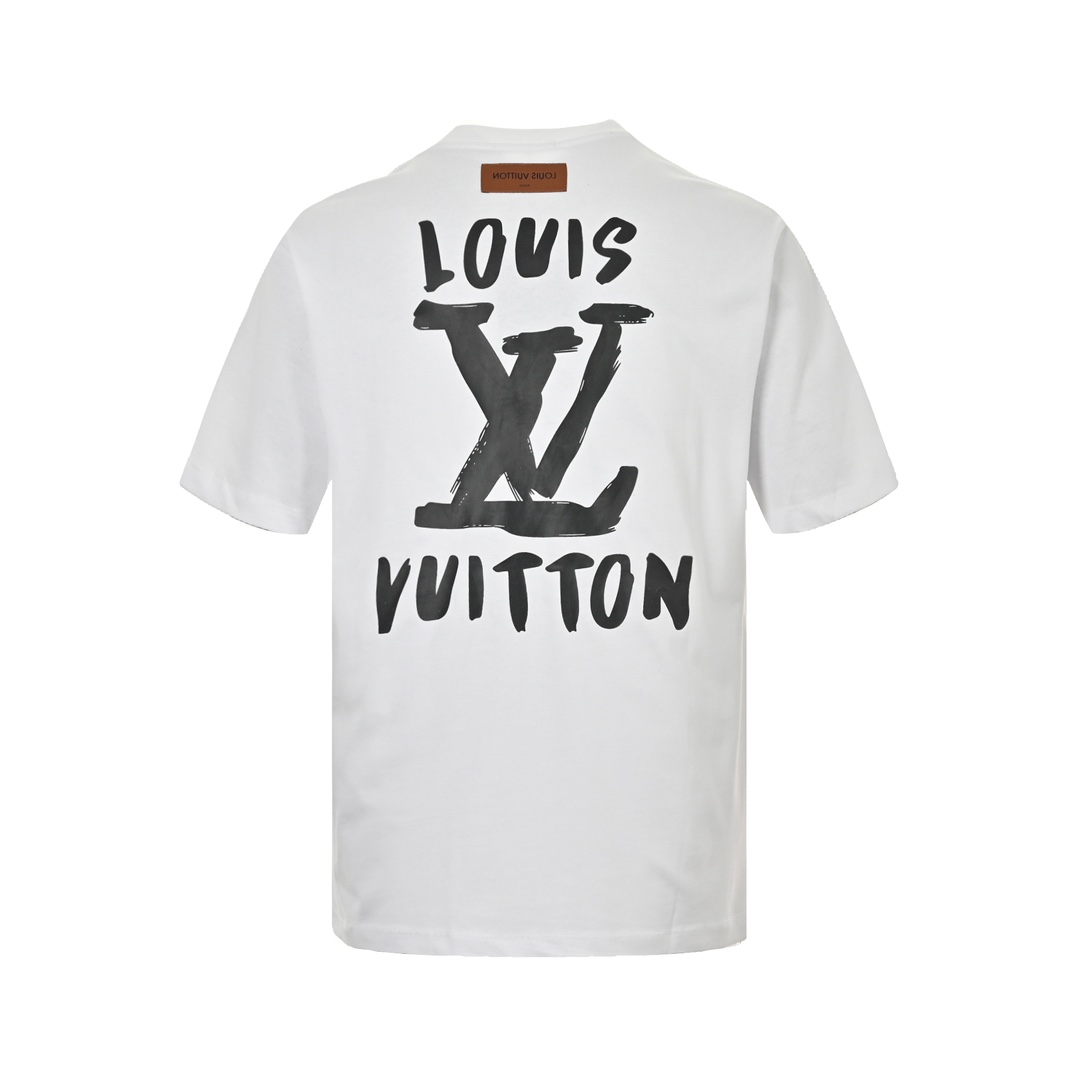 Hand-painted large letters T-shirt