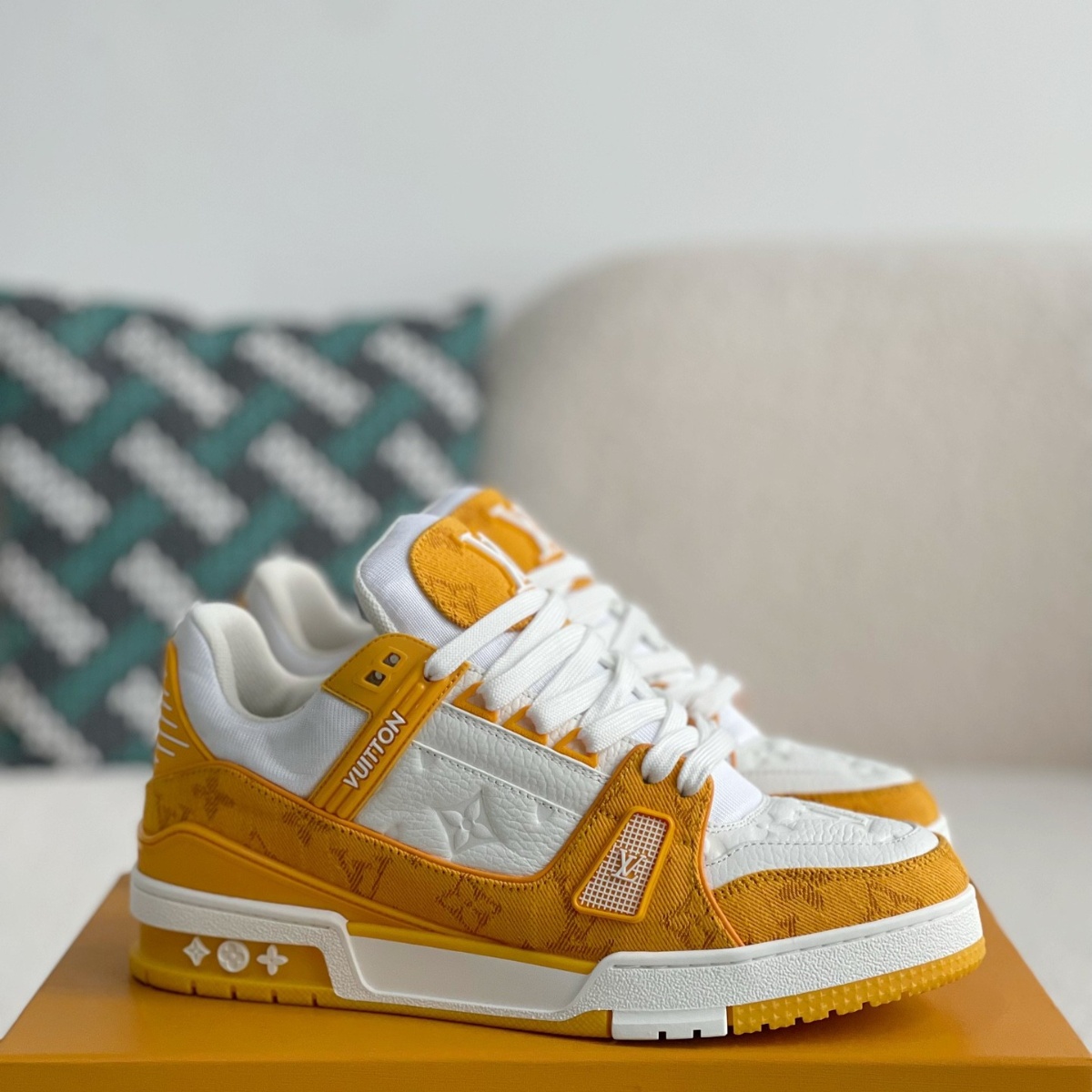 Yellow denim and white sneakers