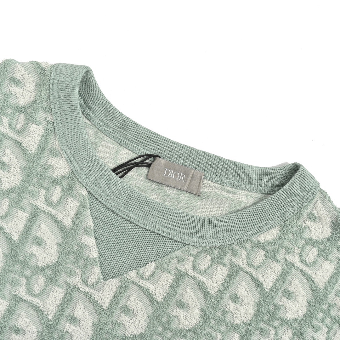 Knitted Jacquard Graphic T-shirt