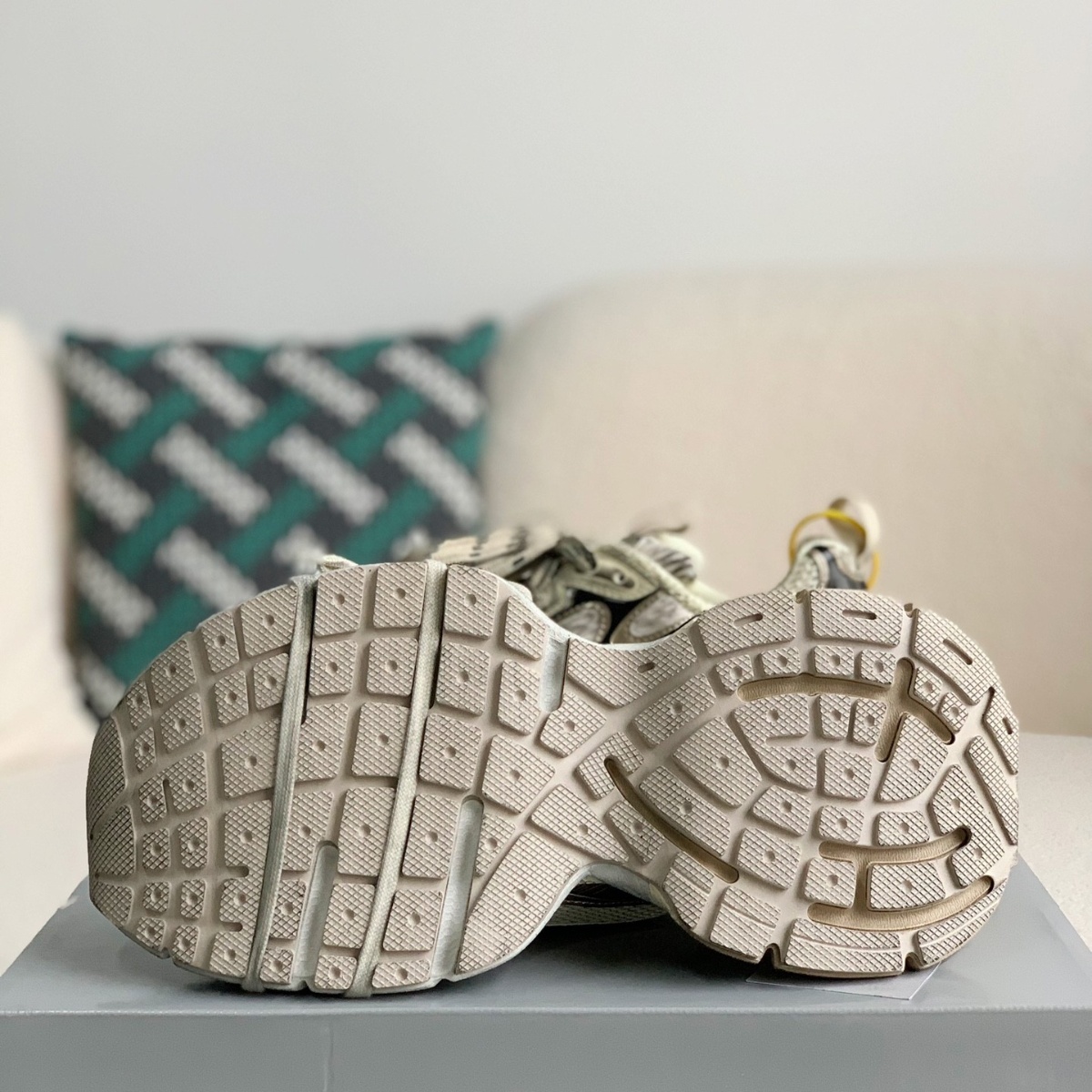 3XL logo-embossed mesh trainers