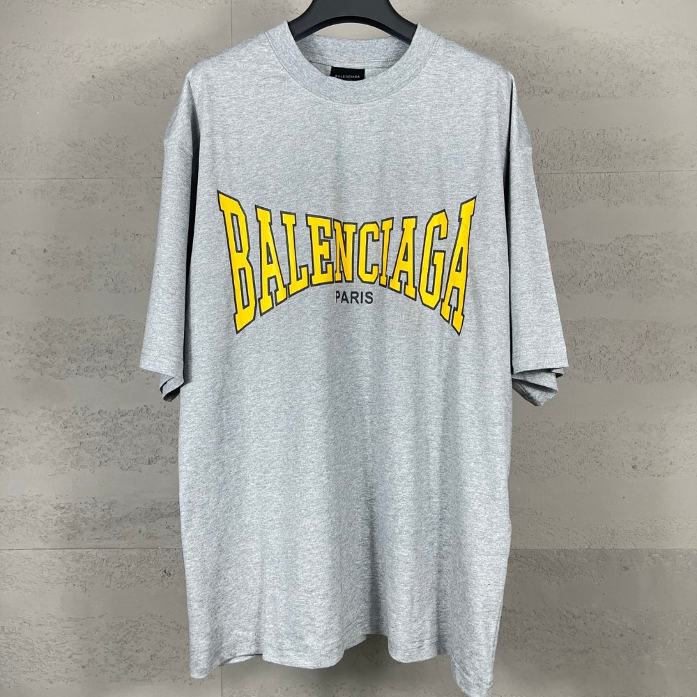 Cracked Letter Crease Short-Sleeved T-Shirt