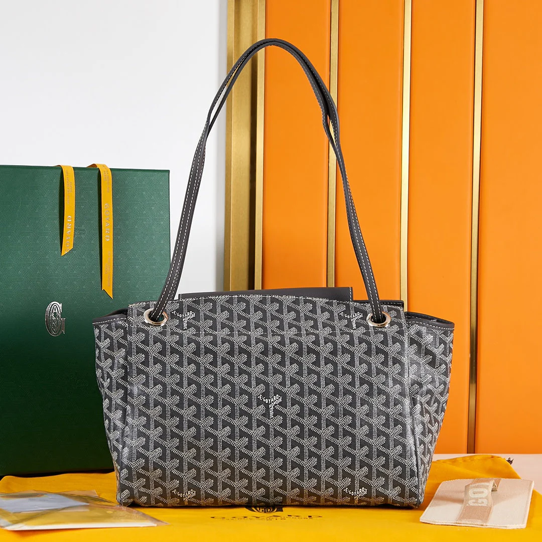 BAG 31 IN BLACK CANVAS AND CALFSKIN