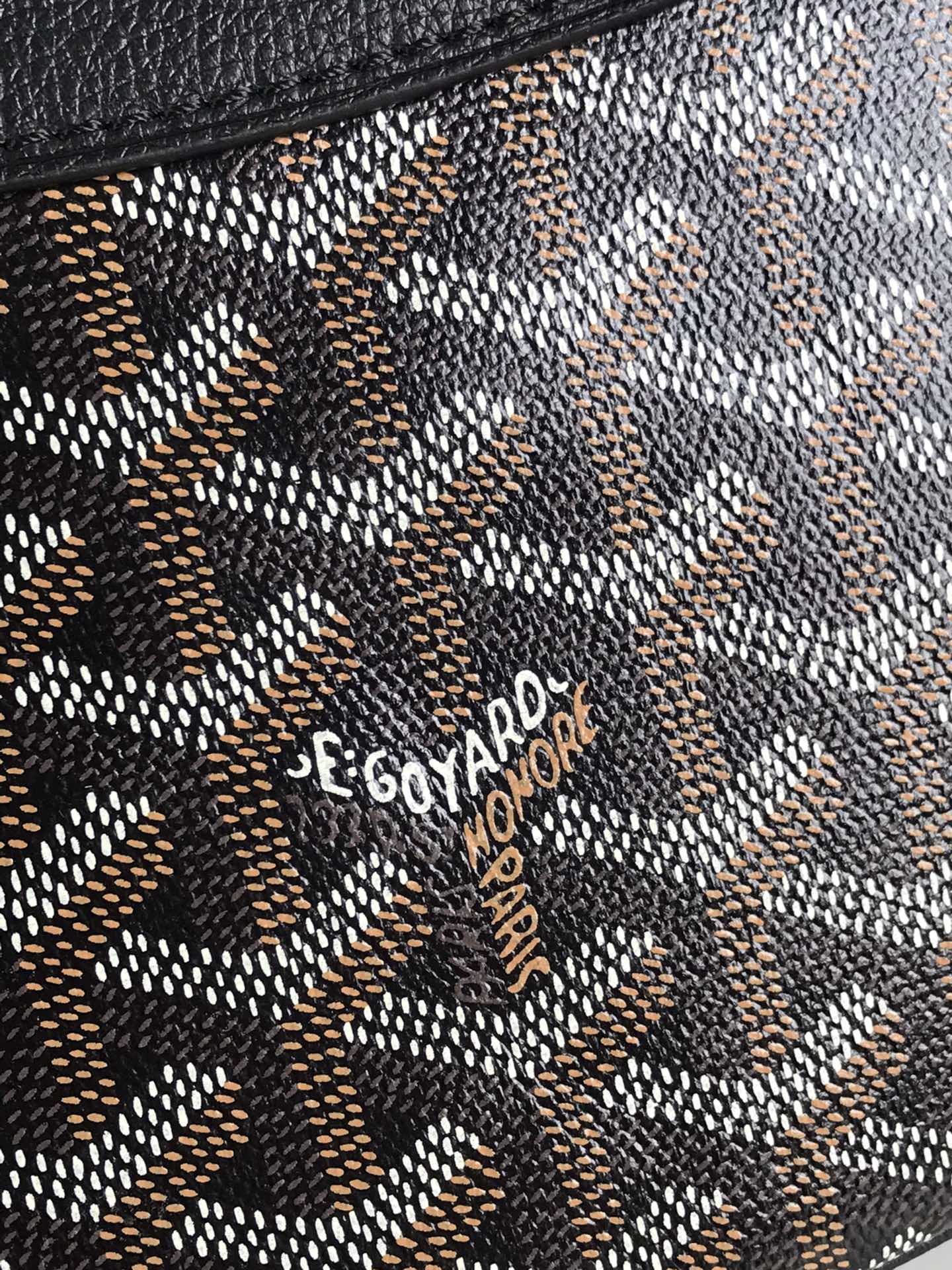 25 In Black Lambskin And Canvas