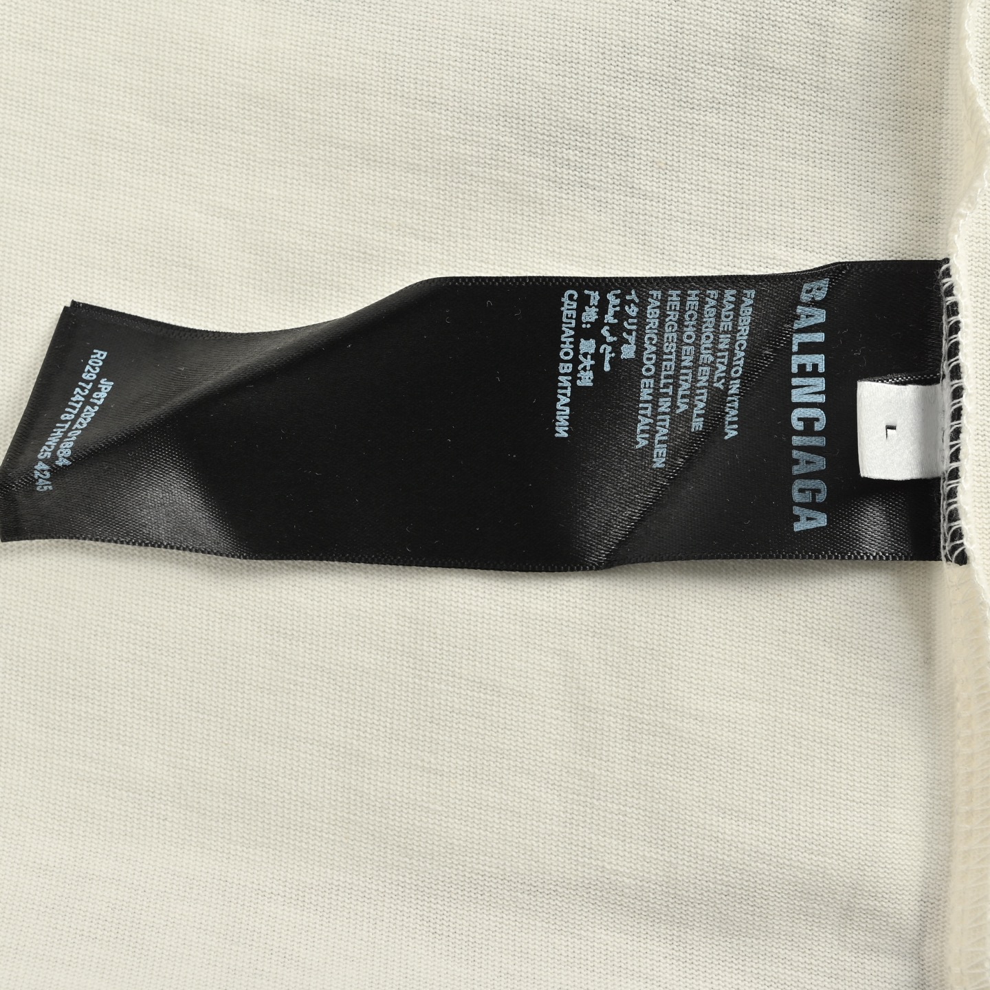 Hand-painted yellow letter print T-shirt