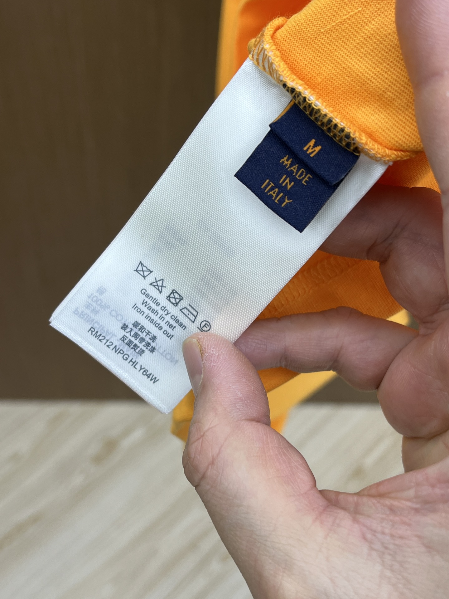 Chest Embossed Letter Short Sleeve T-Shirt