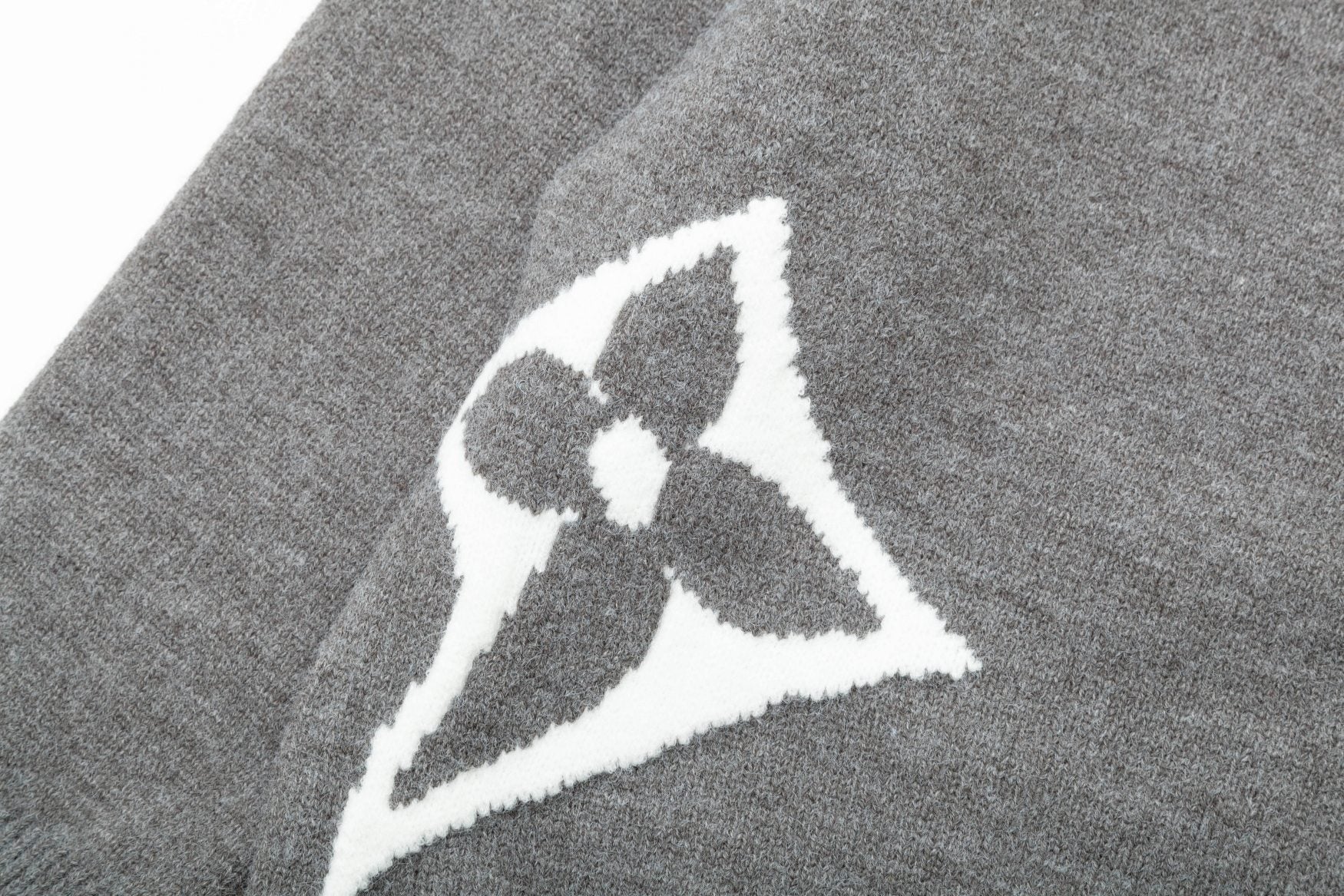 New High Quality Soft Sweater