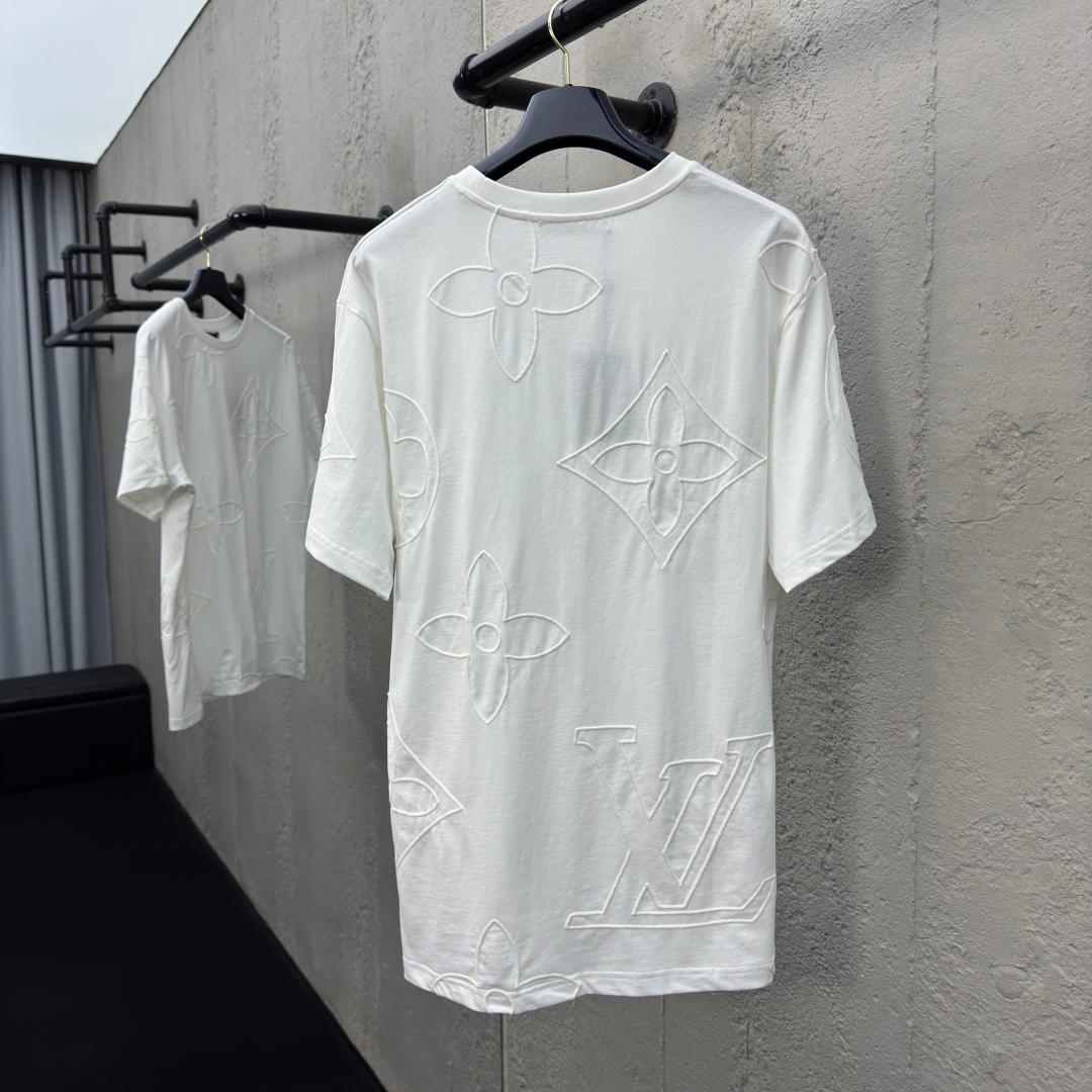 Chain embroidery short-sleeved T-shirt
